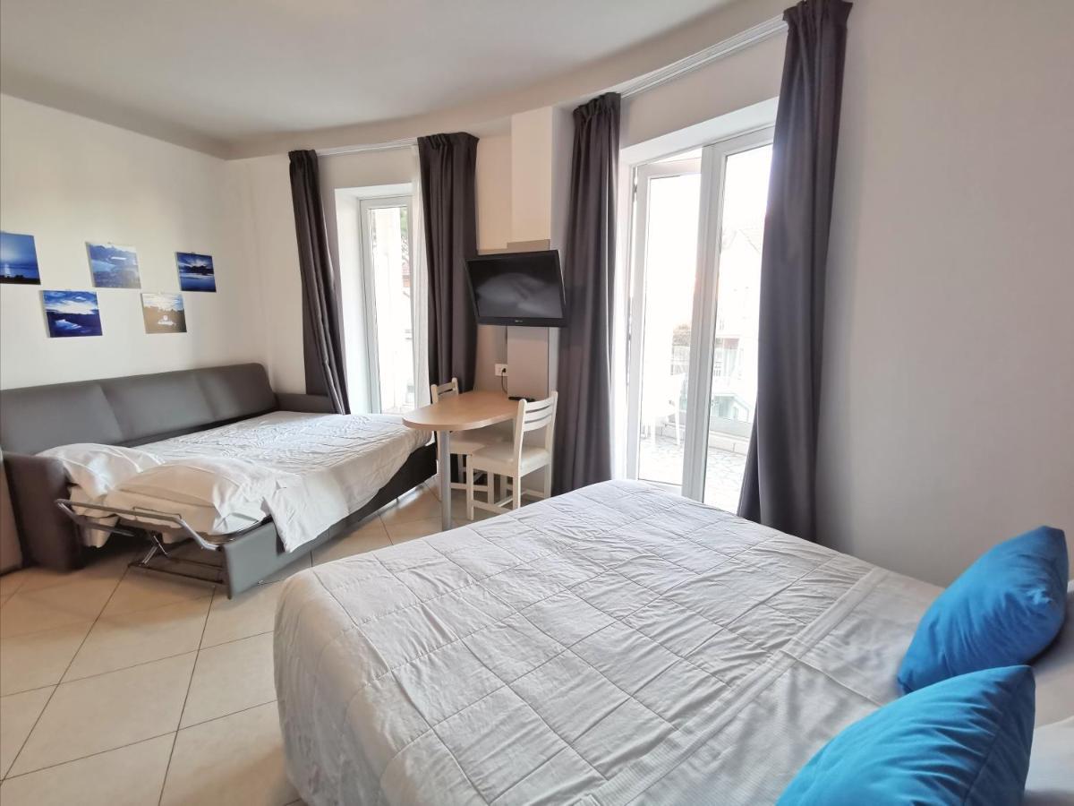 Hotel Oceanomare Punta Marina Bagian luar foto