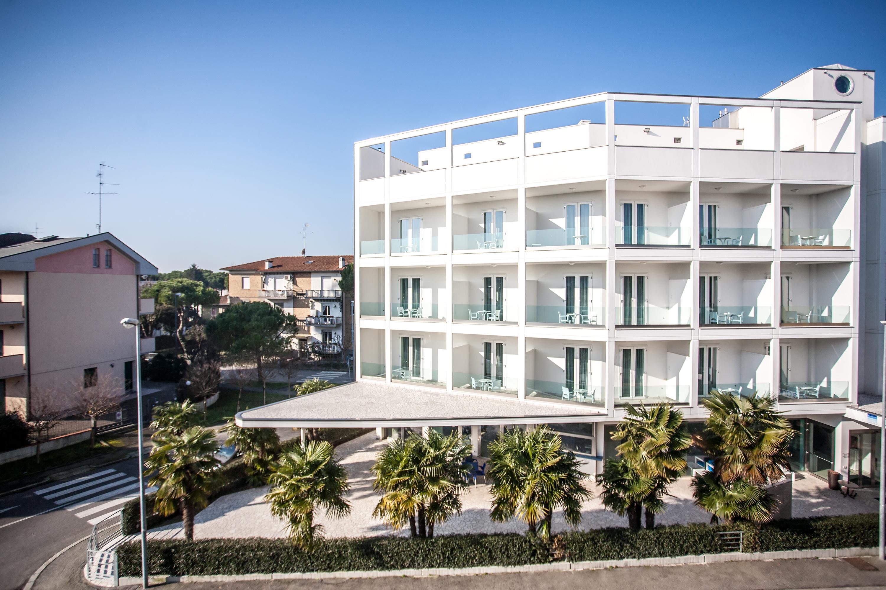 Hotel Oceanomare Punta Marina Bagian luar foto