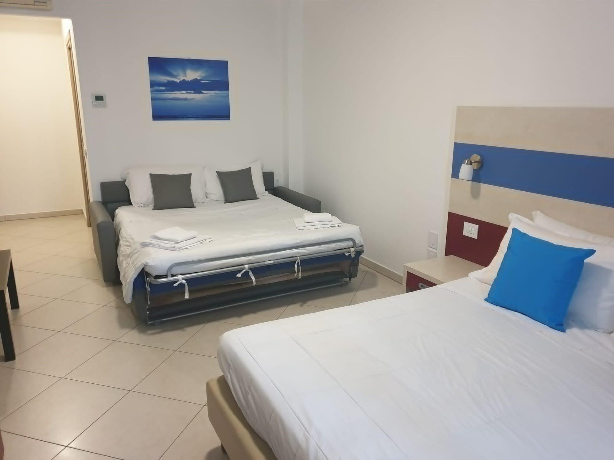 Hotel Oceanomare Punta Marina Bagian luar foto